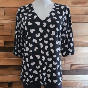 Michael Michael Kors Black & White Petal Print V-Neck Blouse W/Gold Accent Sz S